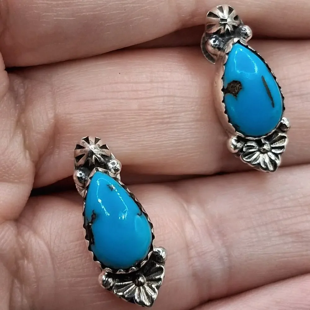Sterling Silver Egyptian Style Turquoise Stud Earrings Southwestern Blue 3/4